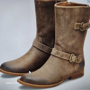 Born Leather "Delano" Taupe Boots. NIB. Size 7